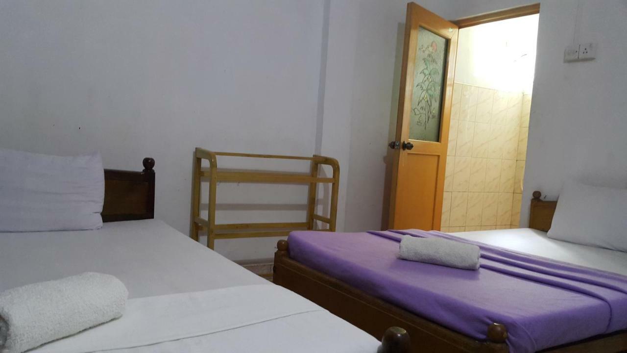 Monkey Hostel Anuradhapura Εξωτερικό φωτογραφία